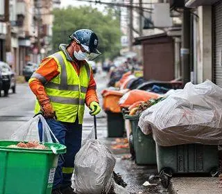 limpeza e coleta de lixo nas favelas
